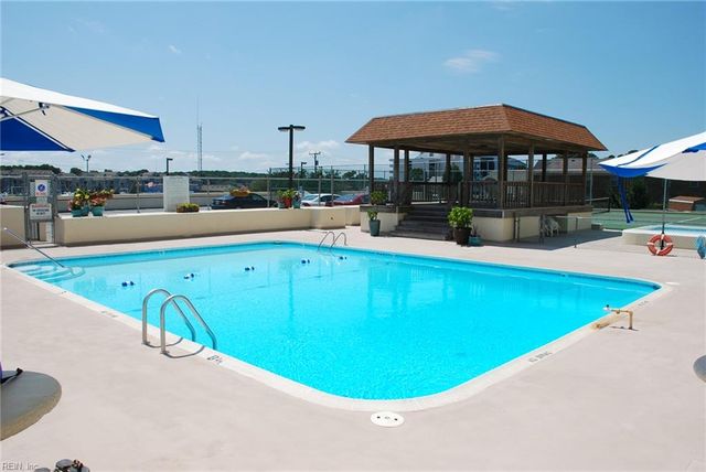 500 Pacific Ave Unit 211, Virginia Beach, VA 23451