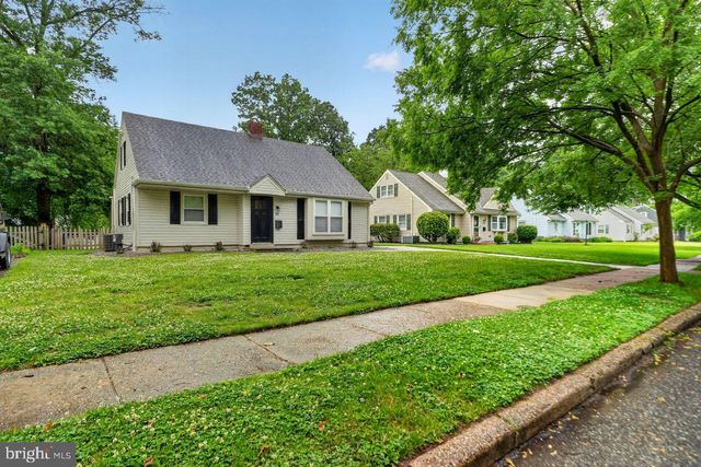 10 E SUTTON AVE, Moorestown, NJ 08057