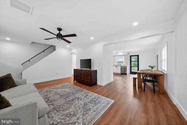 10 E SUTTON AVE, Moorestown, NJ 08057