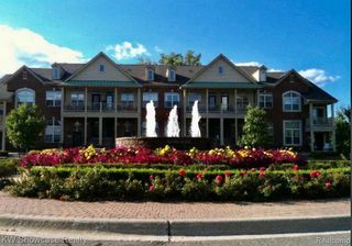 444 Boardwalk Drive 88, Walled Lake, MI 48390