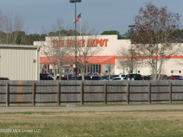 944 Cedar Lake Road, Biloxi, MS 39532