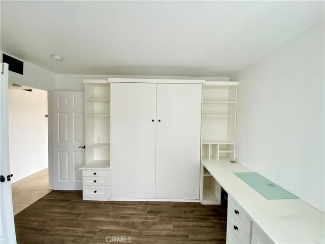 260 Cagney Lane 114, Newport Beach, CA 92663