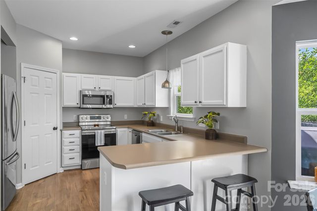 122 Fallen Spruce Drive, Asheville, NC 28806
