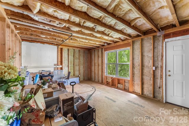 122 Fallen Spruce Drive, Asheville, NC 28806