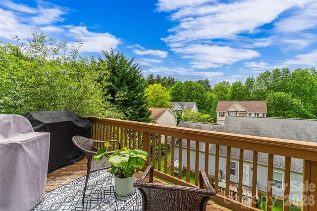 122 Fallen Spruce Drive, Asheville, NC 28806