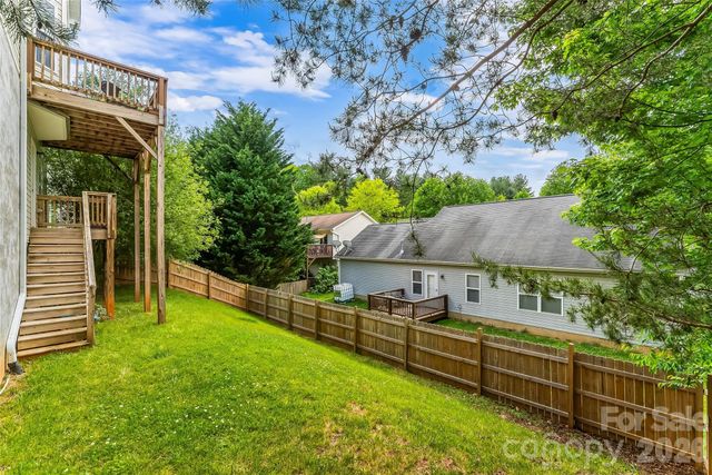 122 Fallen Spruce Drive, Asheville, NC 28806