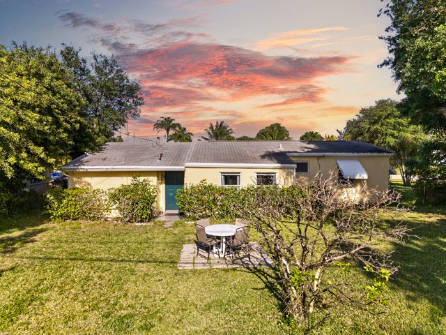 3107 Avenue F, Riviera Beach, FL 33404