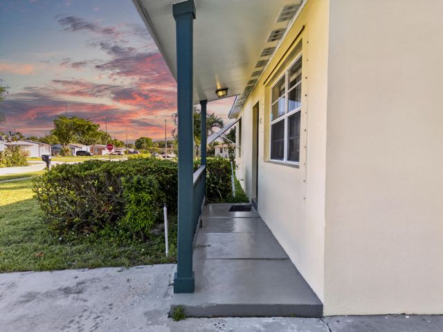 3107 Avenue F, Riviera Beach, FL 33404