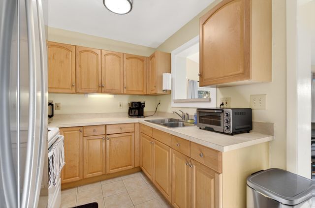 3107 Avenue F, Riviera Beach, FL 33404