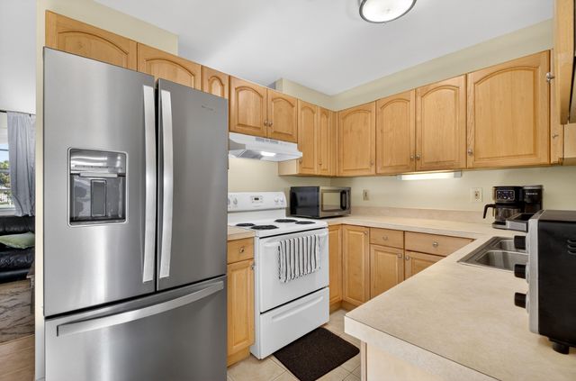 3107 Avenue F, Riviera Beach, FL 33404