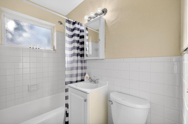 3107 Avenue F, Riviera Beach, FL 33404