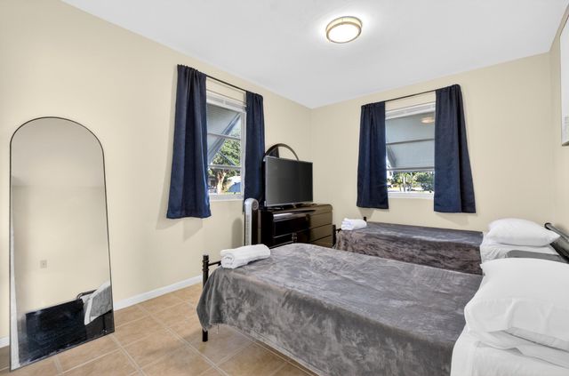 3107 Avenue F, Riviera Beach, FL 33404