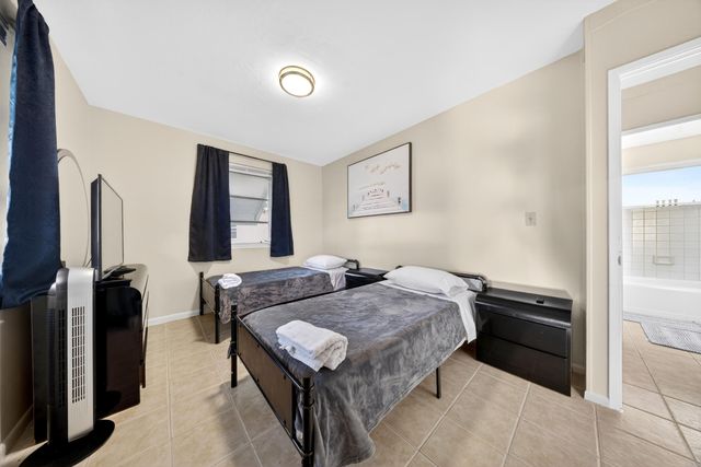 3107 Avenue F, Riviera Beach, FL 33404