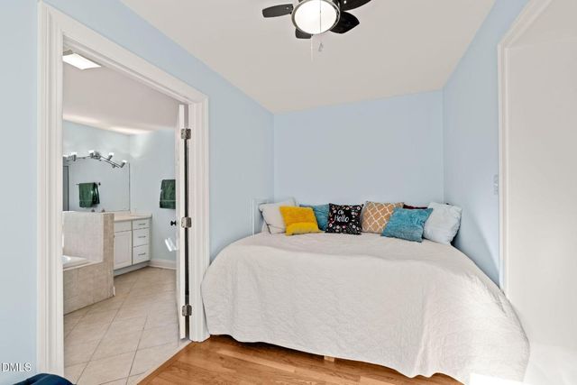 5223 Margon Place, Hillsborough, NC 27278