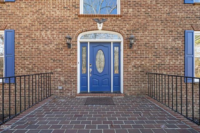 5223 Margon Place, Hillsborough, NC 27278