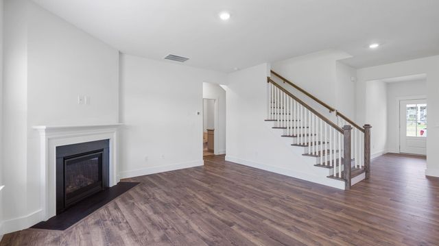 8203 Watercolour Lane, Ooltewah, TN 37363