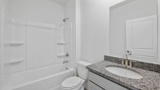 8203 Watercolour Lane, Ooltewah, TN 37363