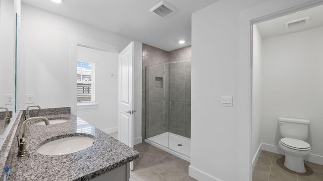 8203 Watercolour Lane, Ooltewah, TN 37363