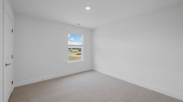 8203 Watercolour Lane, Ooltewah, TN 37363