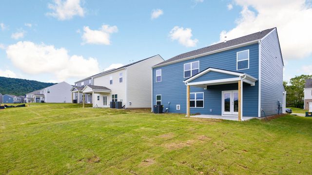 8203 Watercolour Lane, Ooltewah, TN 37363