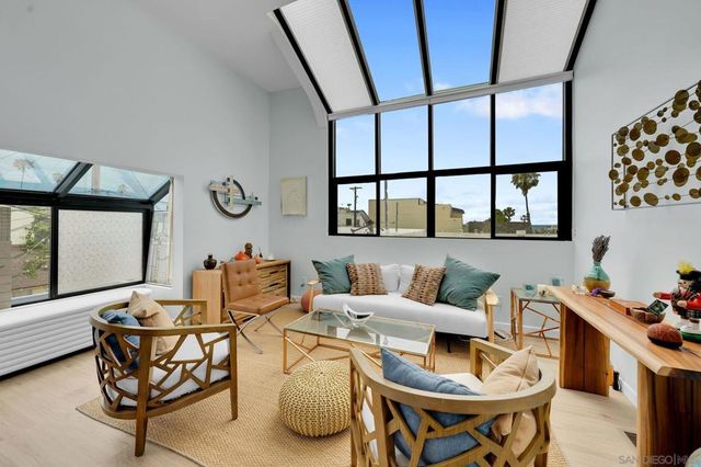 357 Playa Del Sur 3, La Jolla, CA 92037