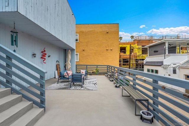 357 Playa Del Sur 3, La Jolla, CA 92037