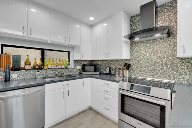 357 Playa Del Sur 3, La Jolla, CA 92037