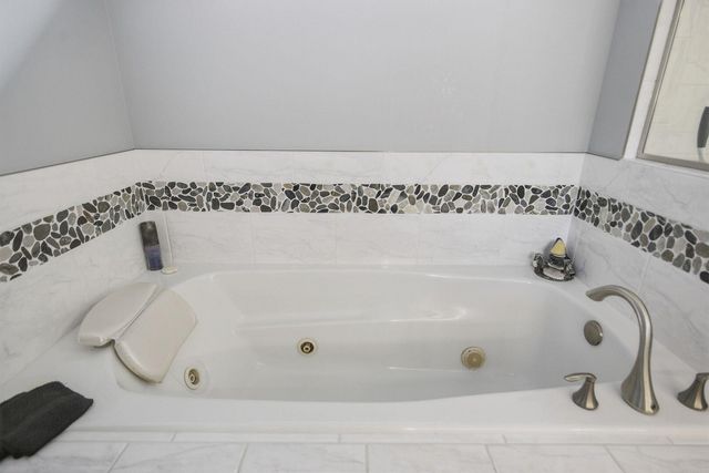 3317 APPALACHIAN DR, Columbia, MO 65203
