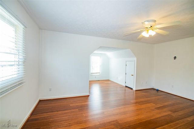 5123 Glenbrook Drive, Vienna, WV 26105