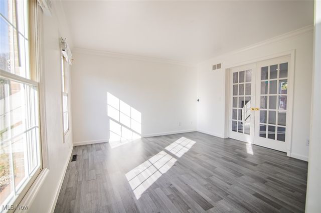 5123 Glenbrook Drive, Vienna, WV 26105