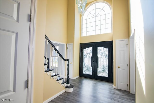 5123 Glenbrook Drive, Vienna, WV 26105