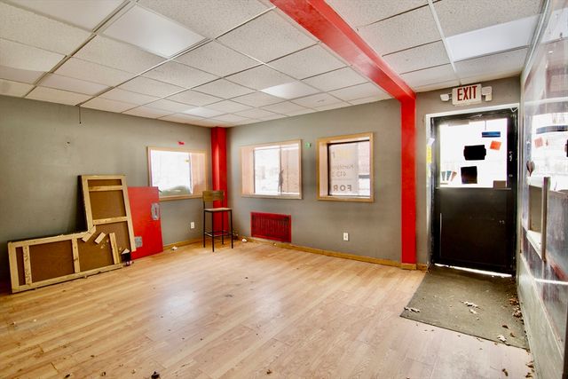 423-427 State St, Springfield, MA 01105