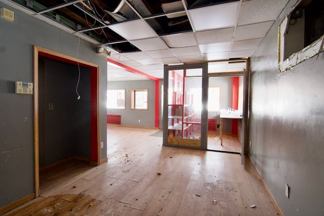 423-427 State St, Springfield, MA 01105