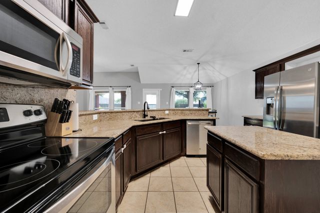 3214 Eagle Lane, Midlothian, TX 76065