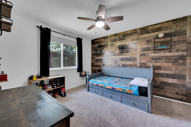 3214 Eagle Lane, Midlothian, TX 76065