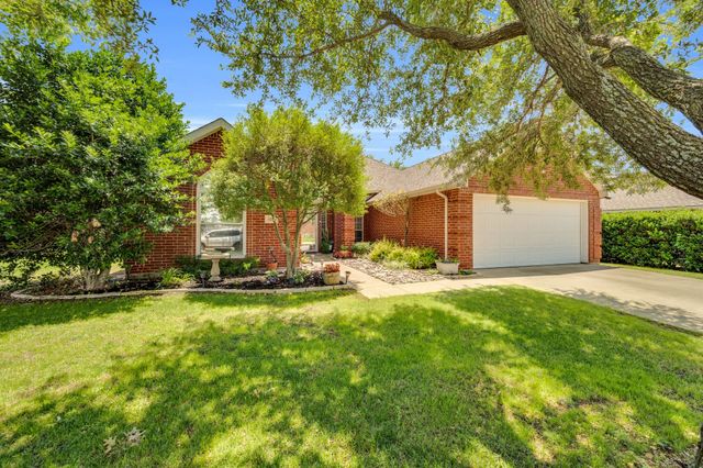 3214 Eagle Lane, Midlothian, TX 76065