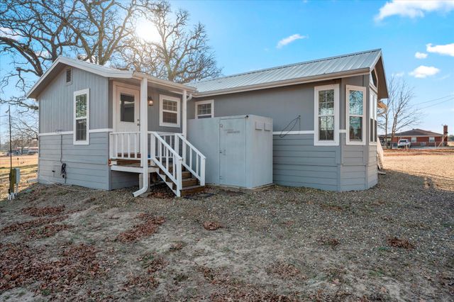 6330 Farm Road 1402, Mt Pleasant, TX 75455