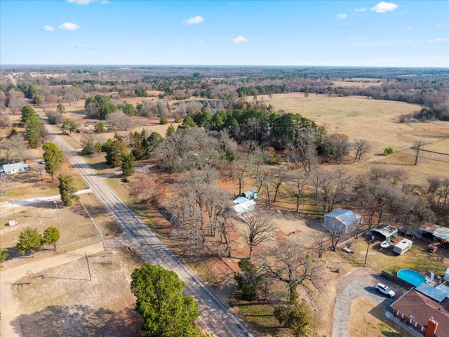 6330 Farm Road 1402, Mt Pleasant, TX 75455
