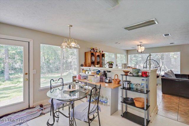 3118 Tynes Drive, Byram, MS 39272