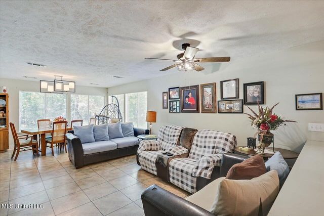 3118 Tynes Drive, Byram, MS 39272