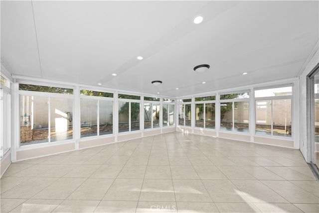 1560 N Vista Avenue, Rialto, CA 92376