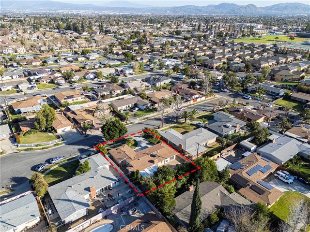 1560 N Vista Avenue, Rialto, CA 92376