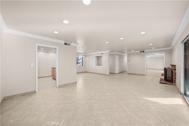 1560 N Vista Avenue, Rialto, CA 92376