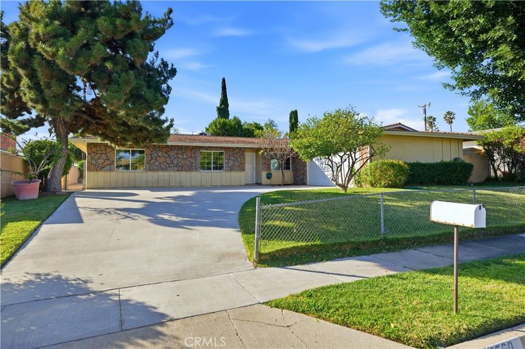 1560 N Vista Avenue, Rialto, CA 92376