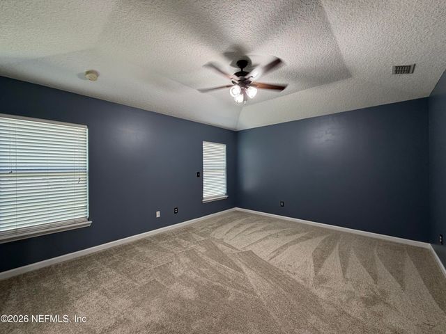 1919 DERRINGER Road, Jacksonville, FL 32225