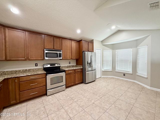 1919 DERRINGER Road, Jacksonville, FL 32225