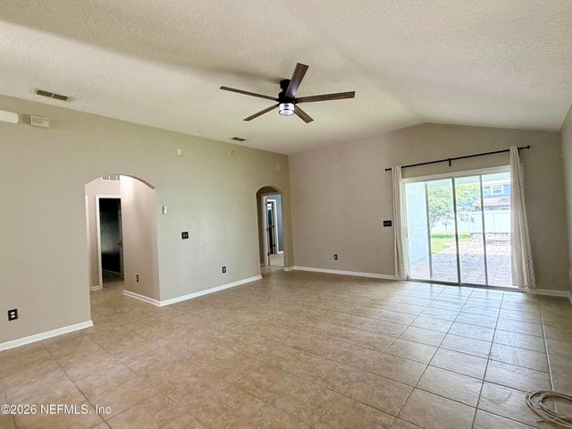 1919 DERRINGER Road, Jacksonville, FL 32225