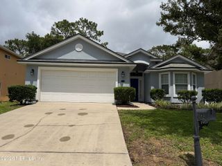 1919 DERRINGER Road, Jacksonville, FL 32225