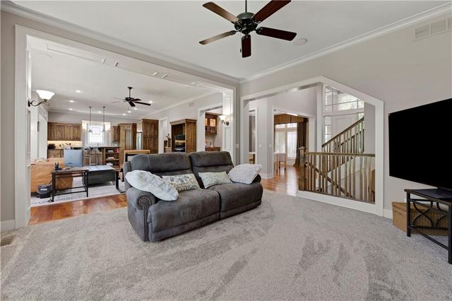 25312 W 96th Terrace, Lenexa, KS 66227
