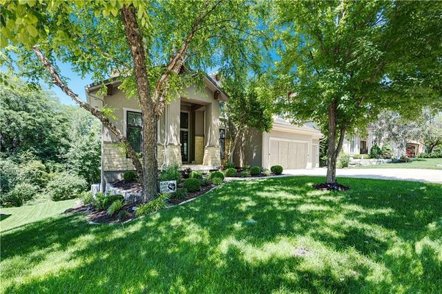 25312 W 96th Terrace, Lenexa, KS 66227